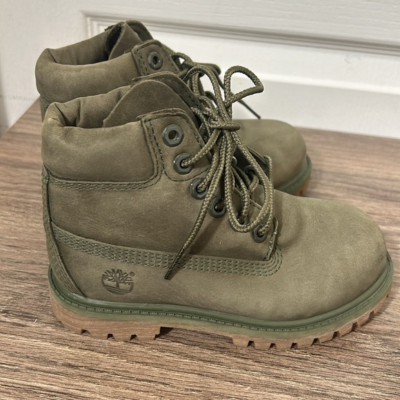TIMBERLAND KIDS MILIT GREEN BOOTS IN SIZE 10 - Picture 5 of 9
